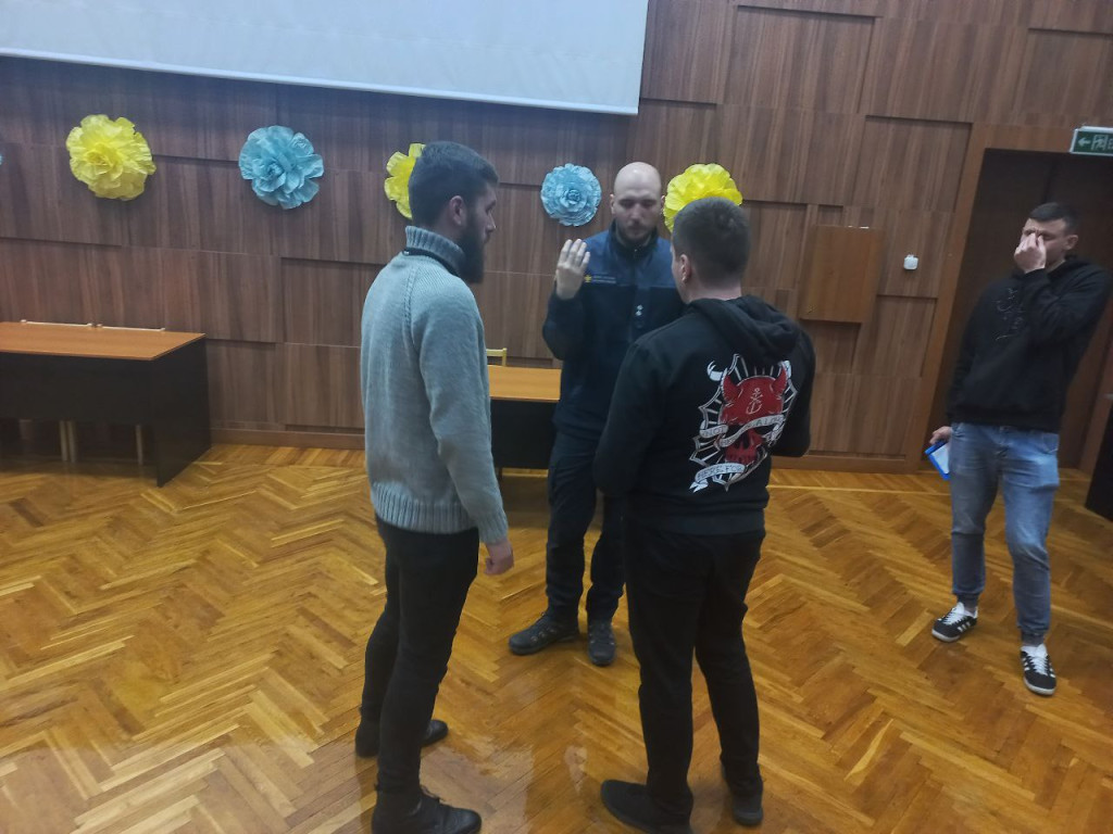 Тренінг з основ першої психологічної допомоги