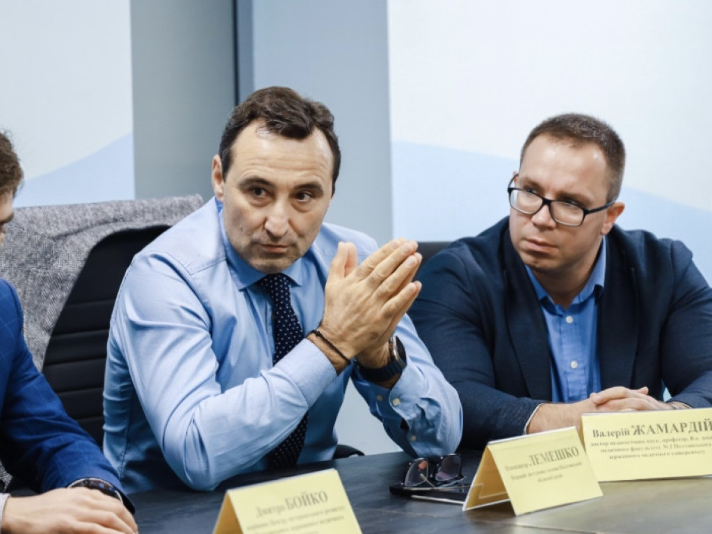 Круглий стіл щодо реабілітації ветеранів у Полтаві: